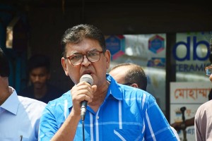 সিসিটিভি ফুটেজ থাকার পরও কেন সনাক্ত করতে পারছেন না এসপিকে আবু সাউদ মাসুদ