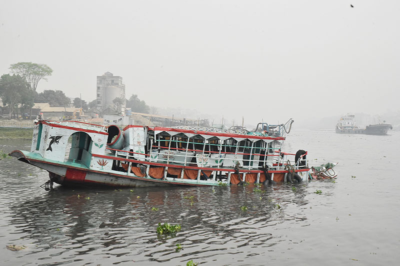 ডুবে যাওয়া লঞ্চ উদ্ধার: মৃতের সংখ্যা ৮